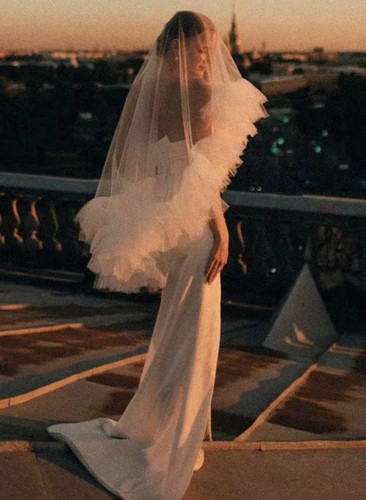 Ivory ruffled tulle - ivory, waltz