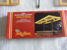 HORNBY R514 STATION PLATFORM CANOPY X 2 SET  BOXED