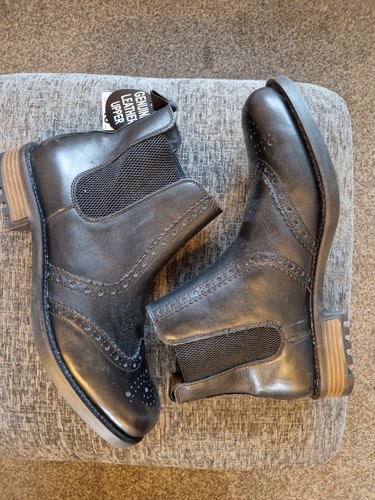 Mens black brogue chelsea - black,