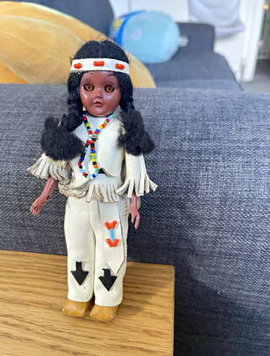 Carlson dolls mandan chief - mandan,