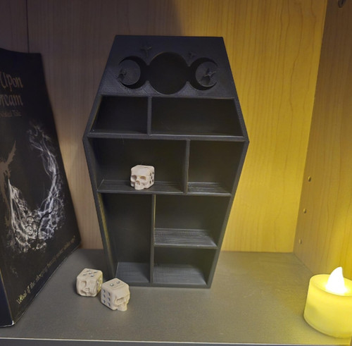 Small free standing coffin - ,