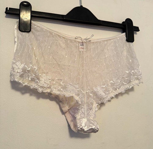 Intimates white floral - floral, lace