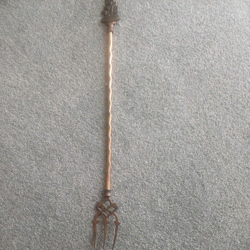 Vintage brass toasting fork - brass,