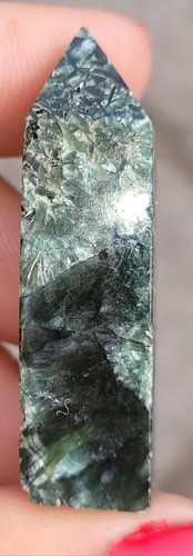 Rare seraphinite tower crystal - rare,