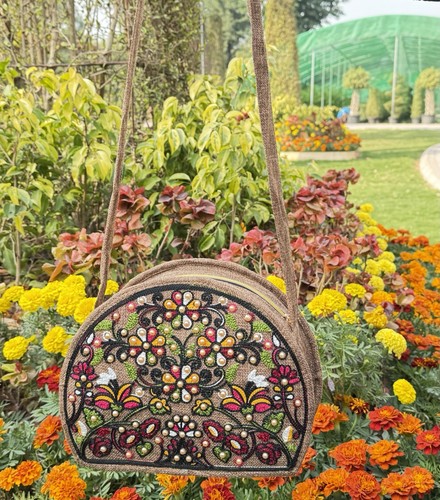 Embroidered medium jute - embroidered,