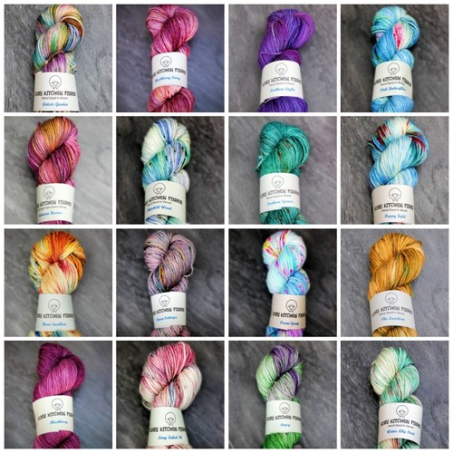 Merino yarn 100g hand dyed - dk,