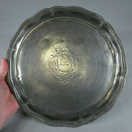 Antique armorial coat - antique, of