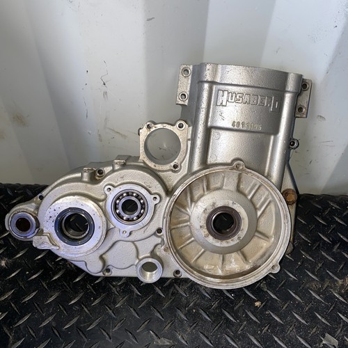 Husaberg fe400 crank cases - crank,