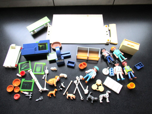 Playmobil vet clinic play set - clinic,