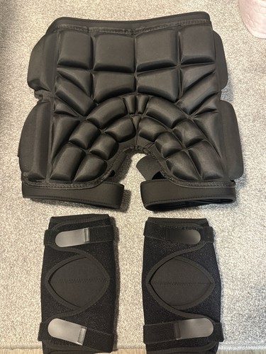 Padded protective hips - padded,