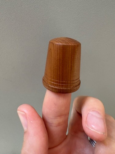 Large wooden thimble - large,