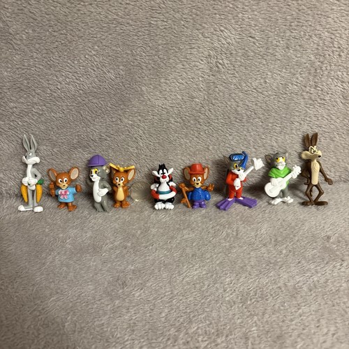 Kinder surprise figures - 9,