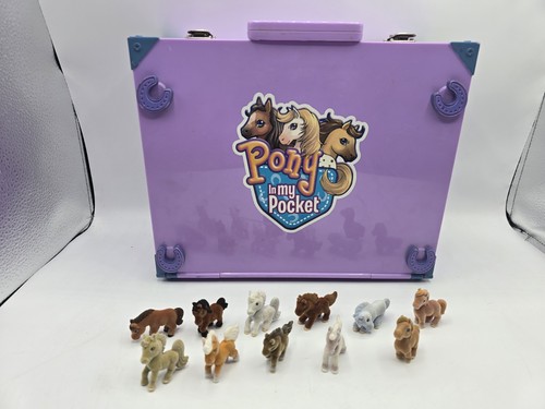 Pony pocket fold - pocket, up