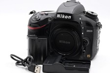 Nikon D600 LOW SHUTTER COUNT