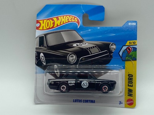 Hot wheels lotus cortina 67 - hot,