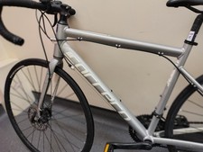 Carrera Zelos unisex Road Bike