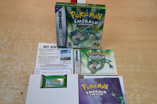 Pokemon emerald version - emerald,