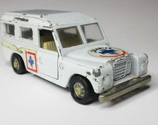 Mira - Spanish Land Rover Santana series III 109 - ambulance - 1/64