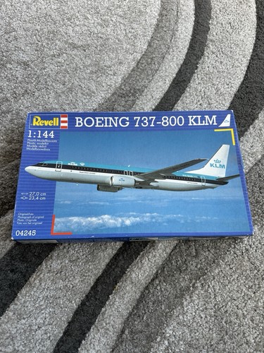 144 revell boeing 737 800 - revell,