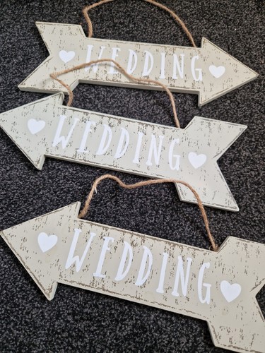 Wooden arrow wedding signs - arrow,