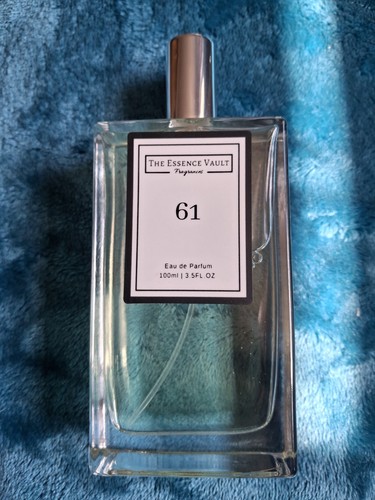 The essence vault eau de - the,