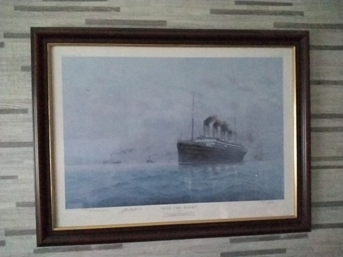 Titanic into the - "into,