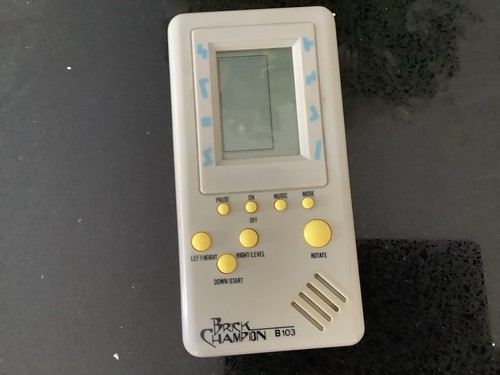 Brick champion b103 - brick, vintage