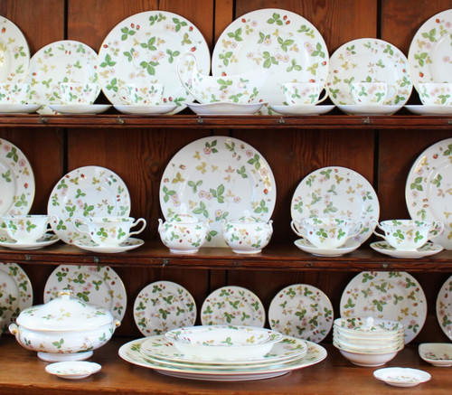 Wedgwood wild strawberry - wedgwood,