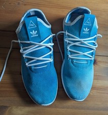 Pharrell x Tennis Hu Holi