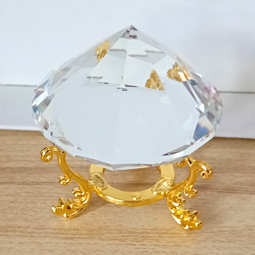 Faceted clear glass - faceted,