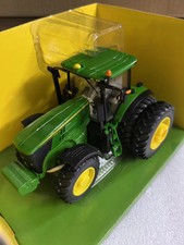New Ertl John Deere 1/32 7820R