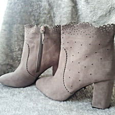 nine savannah miller Women's