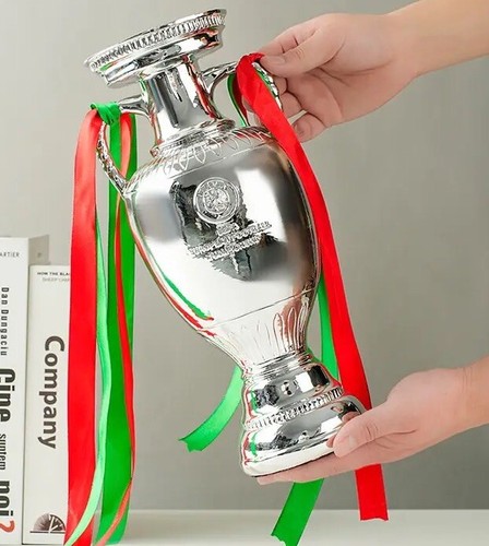 European football cup 34cm - football,