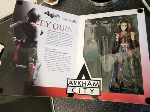 Play arts kai arkham city - kai,