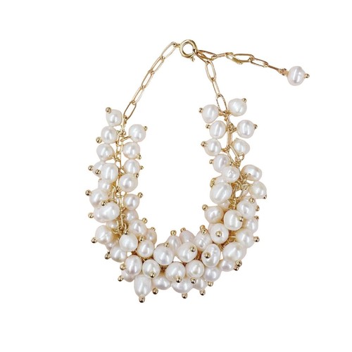 Various sized ivory pearls - various,