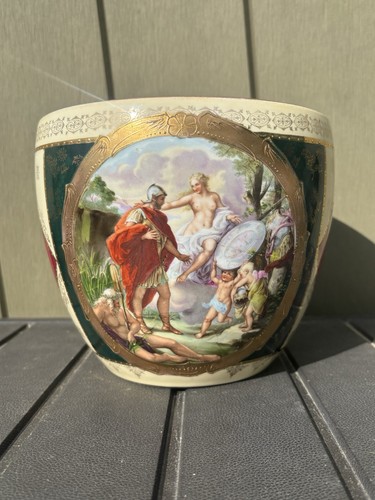 Rare bowl with classical - rare,