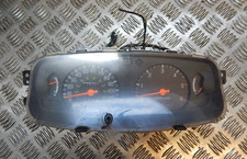 GENUINE 1999-2006 MITSUBISHI L200 2.5 SPEEDO CLOCK MR559168N