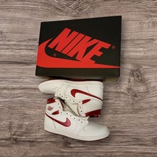 Size 11 US - Air Jordan 1