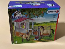 Schleich 42369 Stall with Arab
