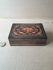 A beautiful Italian inlaid Wooden Jewellery / Trinket Box