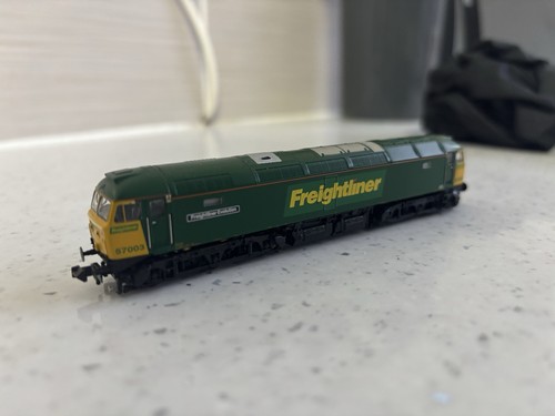 Gauge freightliner locos - n,