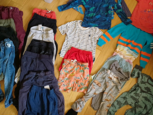 Bundle kids clothes 5yrs - clothes,