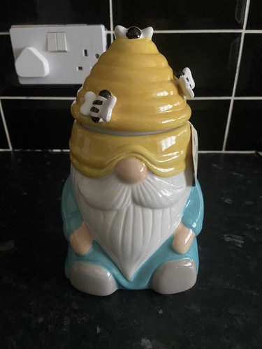Martha stewart bee gnome - martha,