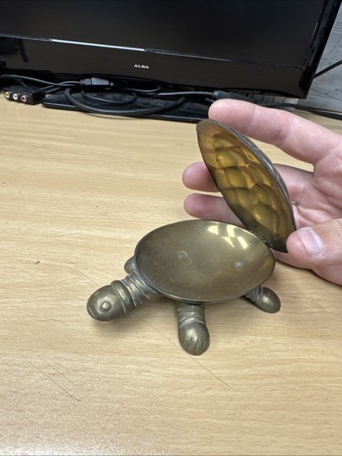 Vintage brass tortoise figure - brass,