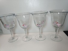 4 Glasses With Bubbles Pink