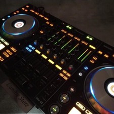 Pioneer DDJ-SZ Professional DJ