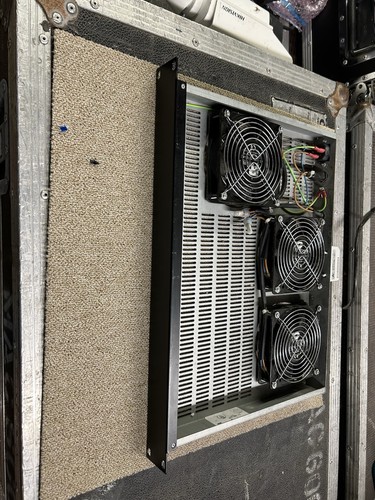 Data cabinet rack cooling - cabinet,