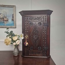  Stunning Antique Carved Oak Corner Cupboard / Cabinet