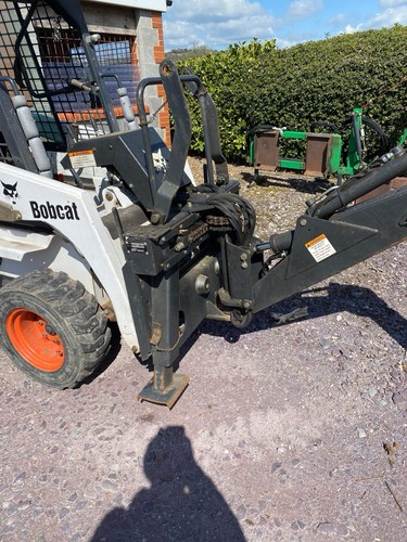 Bobcat skidsteer backhoe - bobcat,