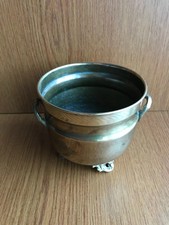 SMALL INDIAN BRASS CAULDRON/POT WITH 3 FEET AND 2 HANDLES.a